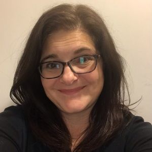 Meet your Posher, Lori